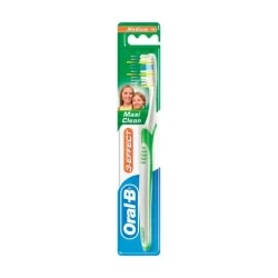 Зубна щітка Oral-B (Орал-Б) 3 Effect Максі клін, середньої жорсткості, 1 шт.